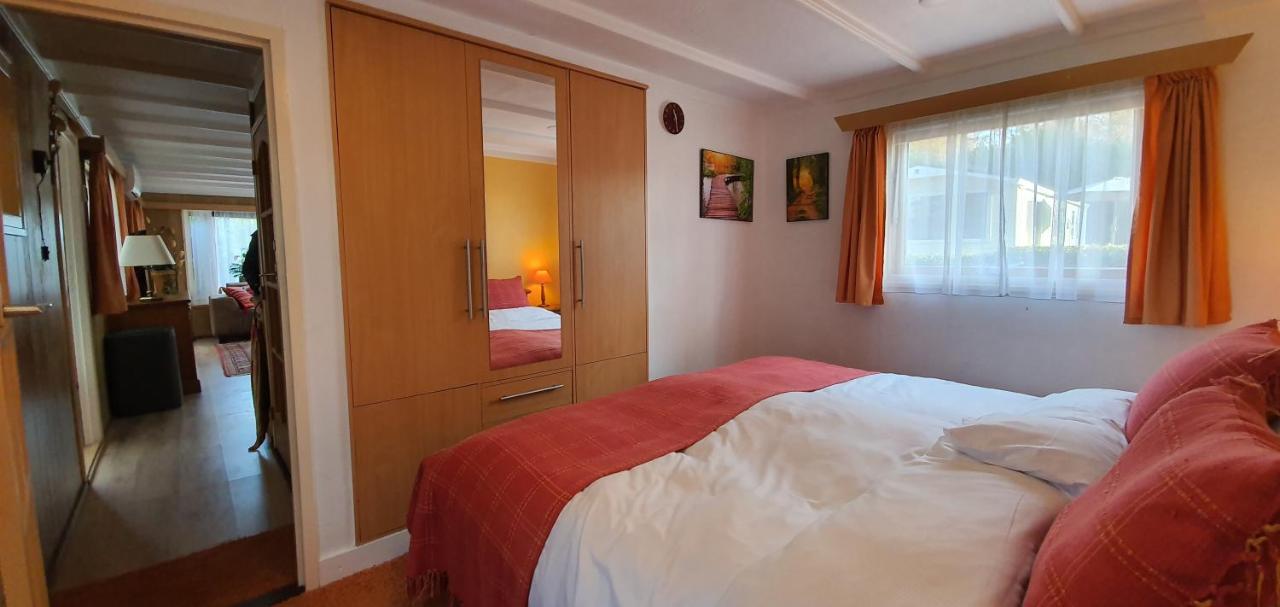 Knus Midden In De En De Rust. Chalet Wageningen